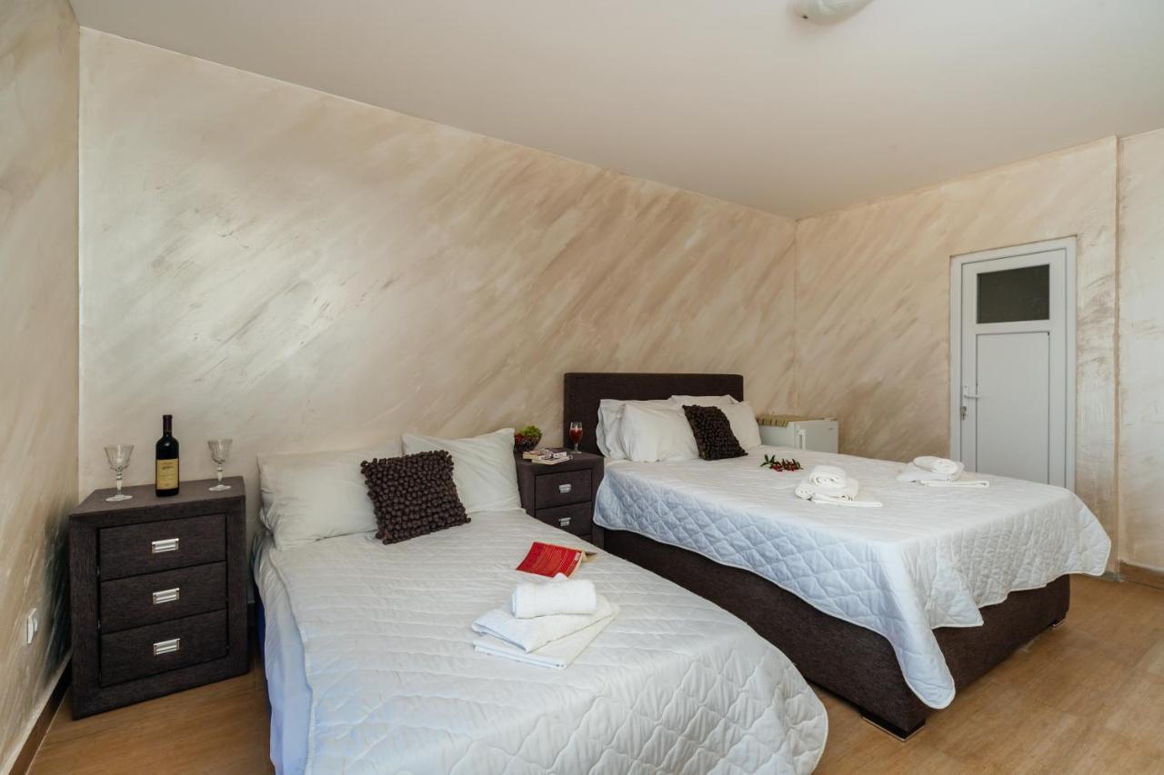 Aparthotel Stijovic Bar Bagian luar foto