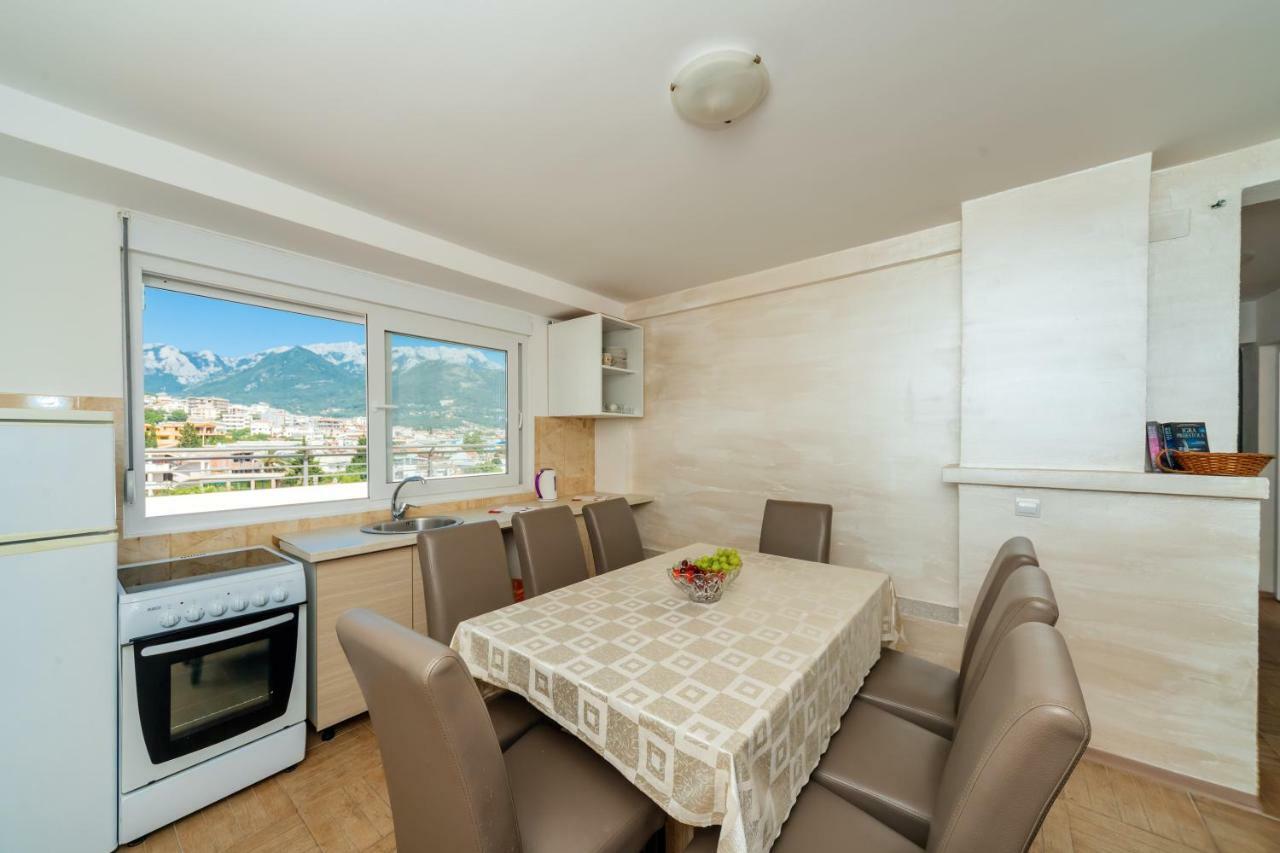 Aparthotel Stijovic Bar Bagian luar foto